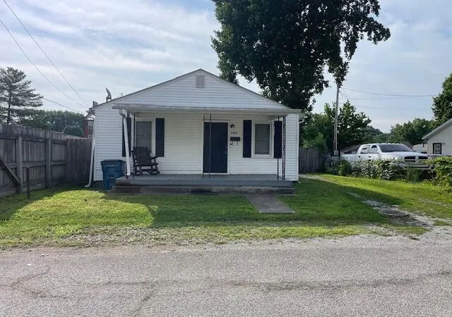 Photo 2 of Single family home for sale at 308 Beech St, Falmouth, KY 41040 | MLS# 644895 | Listing updated on 2026-08-24
