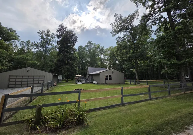 Photo 3 of Sale Pending at 207 Blue Bird Ln, Worthville, KY 41098 | MLS# 644878 | Listing updated on 2026-09-15