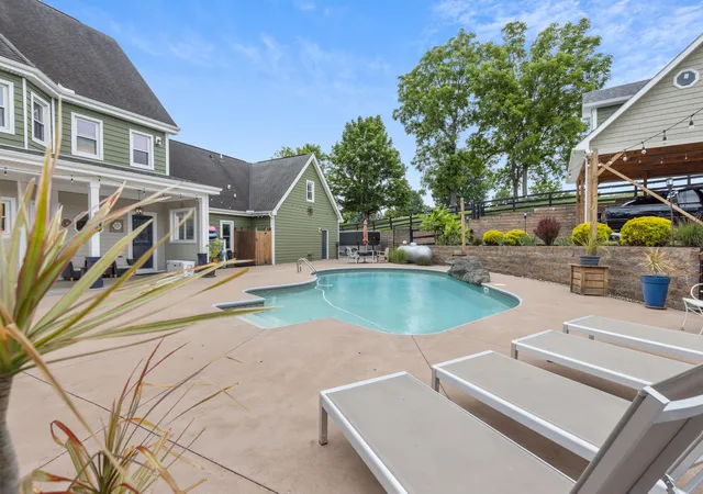 Photo 3 of Single family home for sale at 568 Lassing Way, Walton, KY 41094 | MLS# 644874 | Listing updated on 2026-09-17