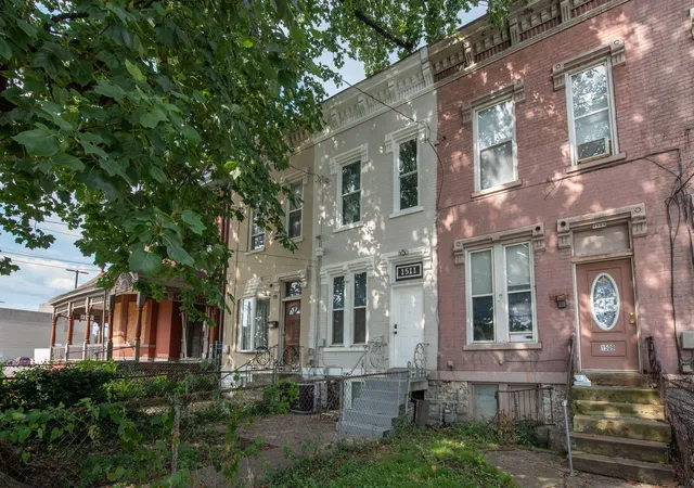 Photo 2 of Single family home for sale at 1511 Madison Ave, Covington, KY 41011 | MLS# 644903 | Listing updated on 2026-09-01