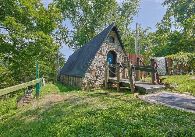 Photo 1 of Single family home for sale at 139 Jones Dr, Foster, KY 41043 | MLS# 644898 | Listing updated on 2026-09-02