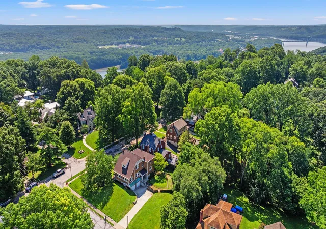 35th image of 5 S Shaw Ln, Fort Thomas, KY 41075 | MLS# 644928