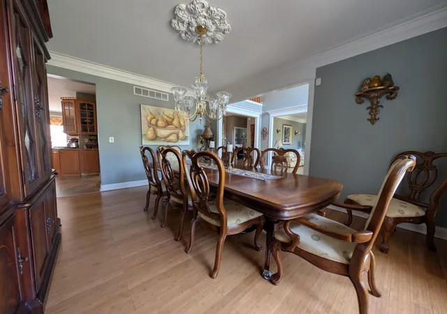 Photo 3 of Single family home for sale at 1049 Swale Ct, Union, KY 41091 | MLS# 645263 | Listing updated on 2026-07-31