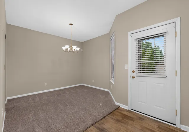 Listing Photo 4 - Condo for sale in building located at 1972 Tanners Cvs Rd, Hebron, KY 41048