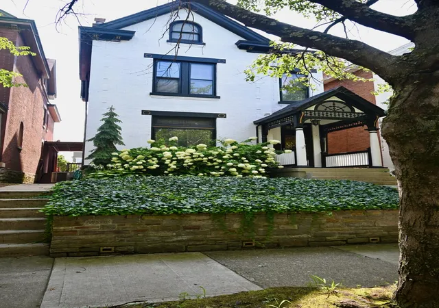 2nd image of 816 Maple Ave, Newport, KY 41071 | MLS# 645228
