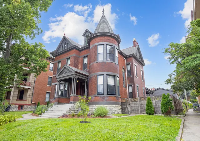 1st image of 628 Nelson Pl, Newport, KY 41071 | MLS# 645069