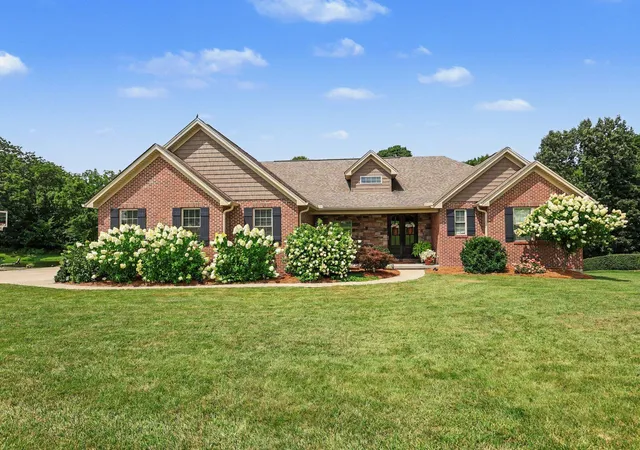 1st image of 1175 Cheval Dr, Walton, KY 41094 | MLS# 644999