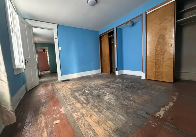 Photo 3 of Single family home for sale at 1128 Columbia St, Newport, KY 41071 | MLS# 645019 | Listing updated on 2026-09-01