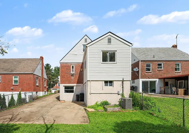 Photo 18 of Sale Pending at 74 Bon Jan Ln, Highland Heights, KY 41076 | MLS# 645053 | Listing updated on 2026-09-10