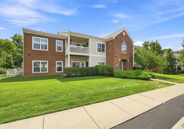 2nd image of 153 Saddlebrook Ln #435, Florence, KY 41042 | MLS# 645198