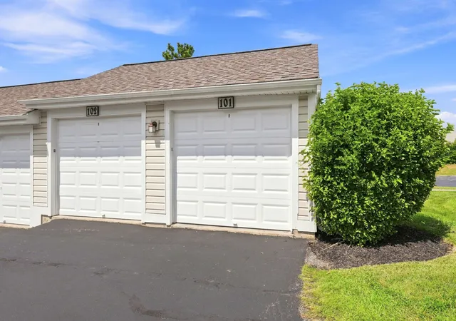 image of 153 Saddlebrook Ln, Florence, KY 41042