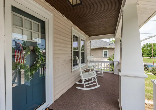 3rd image of 107 Sunset Ave, Erlanger, KY 41018 | MLS# 645093