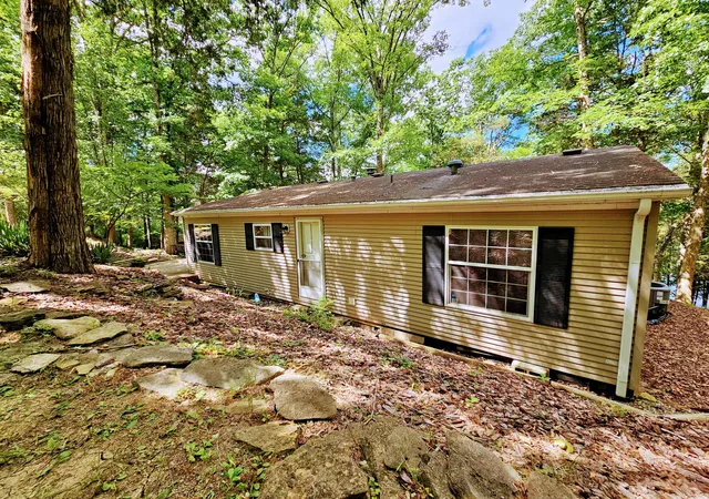 Photo 2 of Single family home for sale at 330 Hide A Way Dr, Owenton, KY 40359 | MLS# 645126 | Listing updated on 2026-09-10