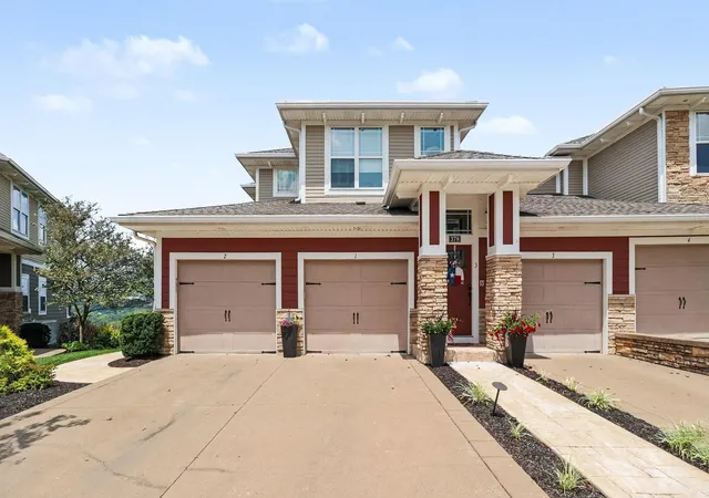 1st image of 378 Riverpointe Dr #1, Dayton, KY 41074 | MLS# 645174