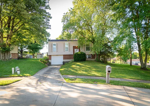 Photo 1 of Sale Pending at 3208 Trailwood Ct, Edgewood, KY 41017 | MLS# 645059 | Listing updated on 2026-09-01