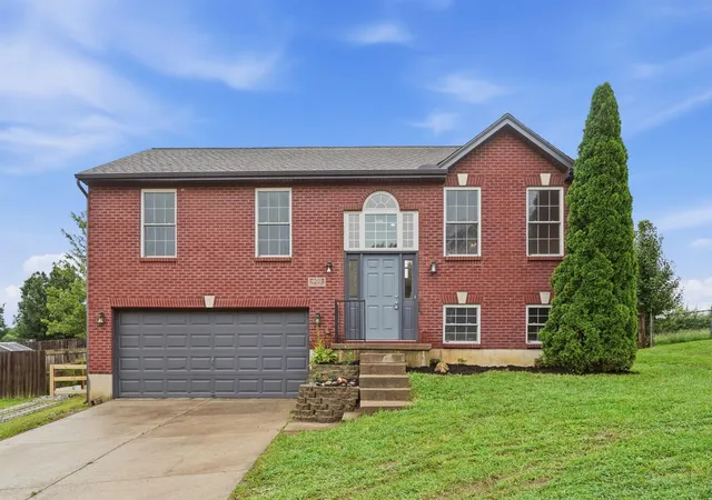 Photo 1 of Single family home for sale at 405 Eagle Creek Dr, Dry Ridge, KY 41035 | MLS# 645939 | Listing updated on 2026-09-13