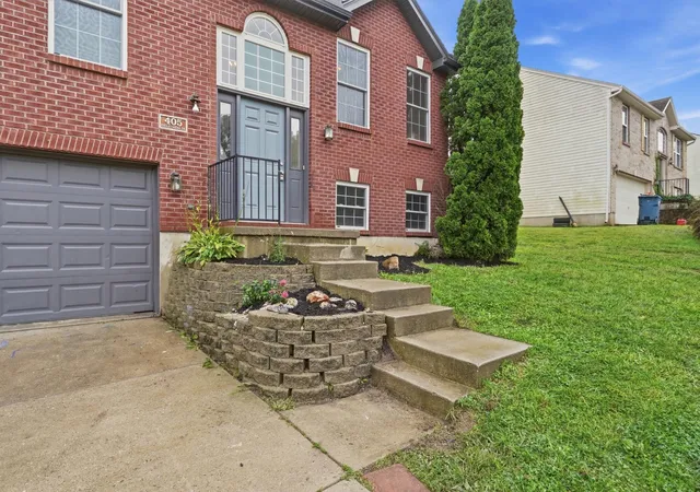 Photo 2 of Single family home for sale at 405 Eagle Creek Dr, Dry Ridge, KY 41035 | MLS# 645939 | Listing updated on 2026-09-13
