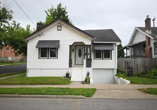 1st image of 13 E 35th St, Covington, KY 41015 | MLS# 645083