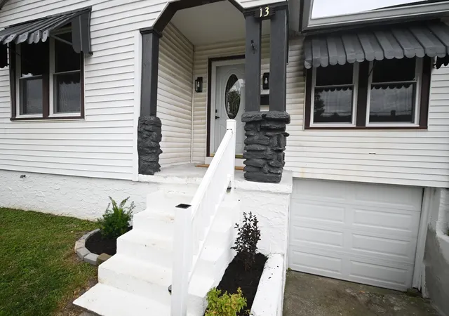 Photo 3 of Single family home for sale at 13 E 35th Street, Covington, KY 41015 | MLS# 645083 | Listing updated on 2026-08-05