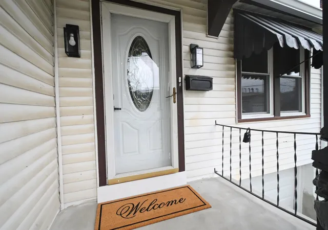 Photo 4 of Single family home for sale at 13 E 35th Street, Covington, KY 41015 | MLS# 645083 | Listing updated on 2026-08-05