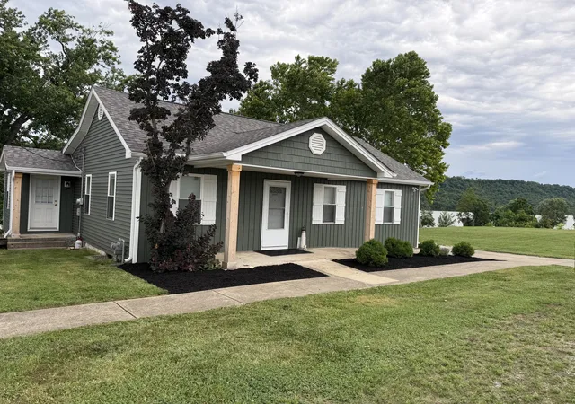 Photo 2 of Single family home for sale at 311 E High St, Warsaw, KY 41095 | MLS# 645064 | Listing updated on 2026-08-03
