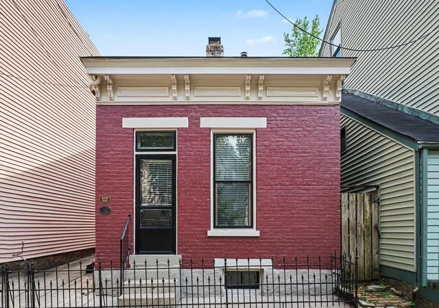 Photo 2 of Single family home for sale at 239 Kentucky Ave, Covington, KY 41011 | MLS# 645080 | Listing updated on 2026-08-30
