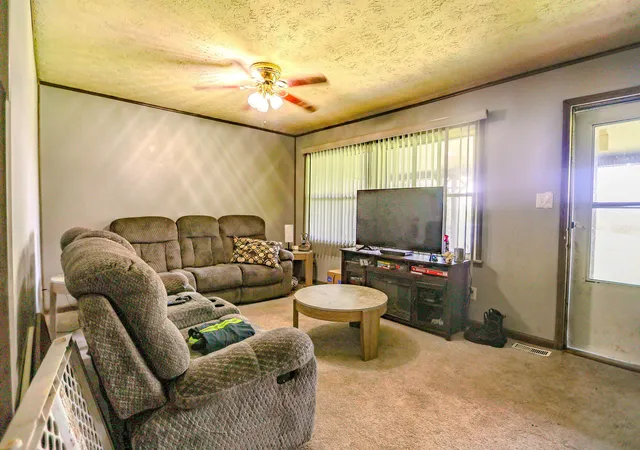 Photo 3 of Sale Pending at 10690 US Hwy 127, Sparta, KY 41086 | MLS# 645096 | Listing updated on 2026-08-27