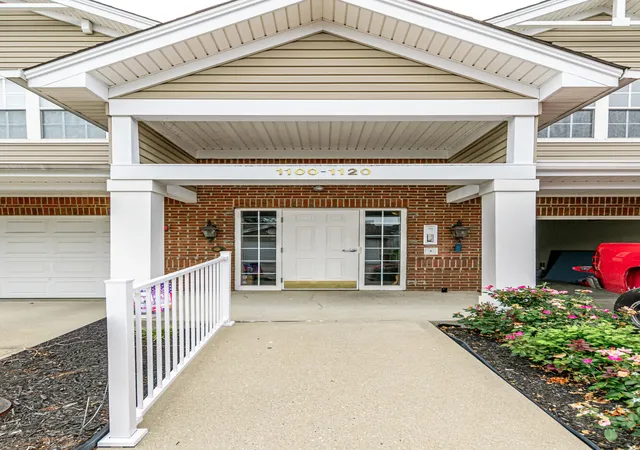 2nd image of 1118 Periwinkle Dr #1118, Florence, KY 41042 | MLS# 645128