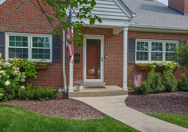 Photo 3 of Sale Pending at 1238 Upland Ave, Covington, KY 41011 | MLS# 645197 | Listing updated on 2026-08-04