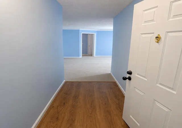 2nd image of 370 Timber Ridge Dr #1, Wilder, KY 41071 | MLS# 645283