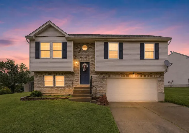 Photo 1 of Single family home for sale at 262 Redwood Dr, Dry Ridge, KY 41035 | MLS# 645210 | Listing updated on 2026-09-10