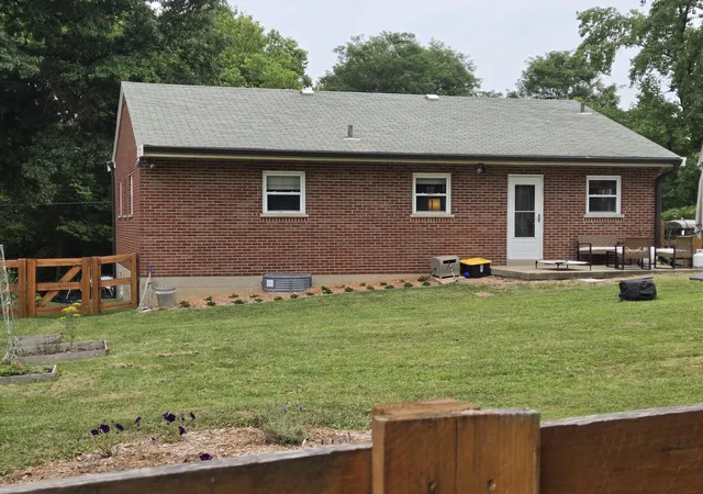 Photo 3 of Single family home for sale at 2161 Uhl Rd, Cold Spring, KY 41076 | MLS# 645150 | Listing updated on 2026-09-19