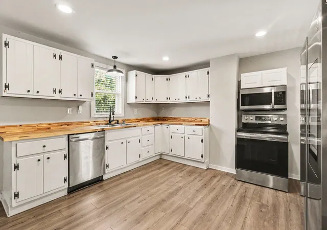 5th image of 3302 Rogers St, Covington, KY 41015 | MLS# 645157