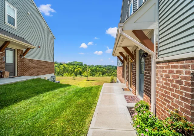 Photo 3 of Condo for sale at 7745 Devonshire Dr, Alexandria, KY 41001 | MLS# 645339 | Listing updated on 2026-09-16