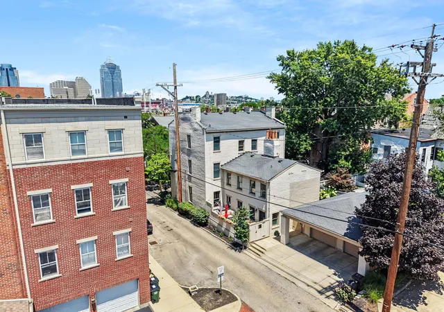 45th image of 223 E 2nd St, Covington, KY 41011 | MLS# 645217