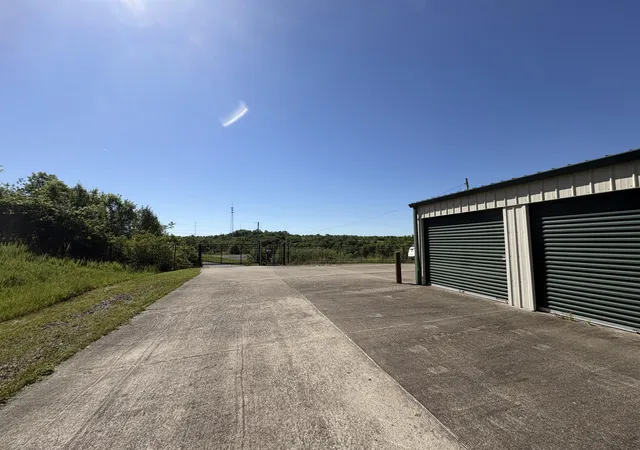 Photo 3 of Land for sale at 100 Lynn Pope Ln, Williamstown, KY 41097 | MLS# 645182 | Listing updated on 2026-07-30
