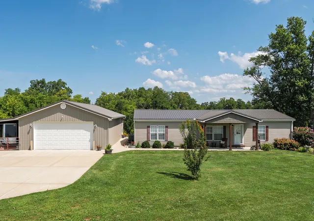 Photo 1 of Sale Pending at 445 Cemetary Rd, Glencoe, KY 41046 | MLS# 645221 | Listing updated on 2026-09-08