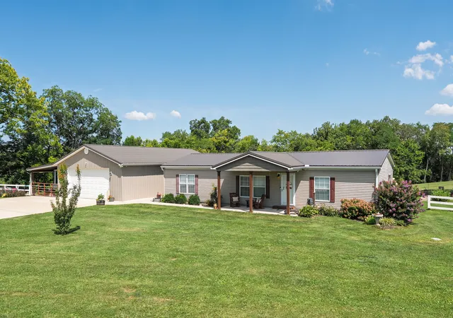 Photo 2 of Sale Pending at 445 Cemetary Rd, Glencoe, KY 41046 | MLS# 645221 | Listing updated on 2026-09-08