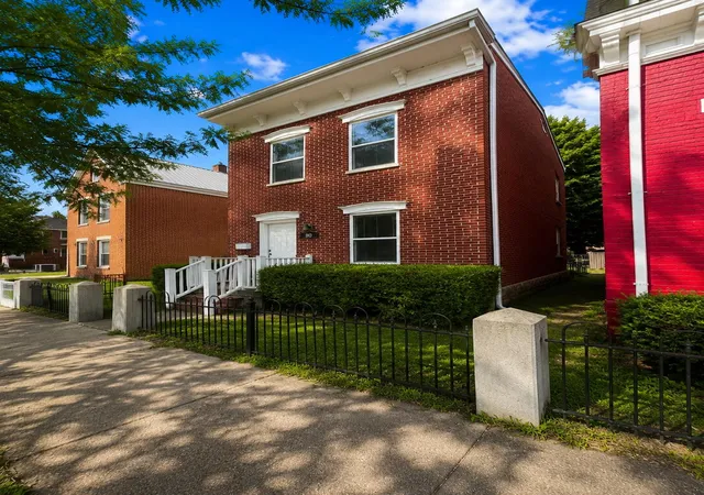Photo 2 of Single family home for sale at 809 Isabella St, Newport, KY 41071 | MLS# 645170 | Listing updated on 2026-09-17