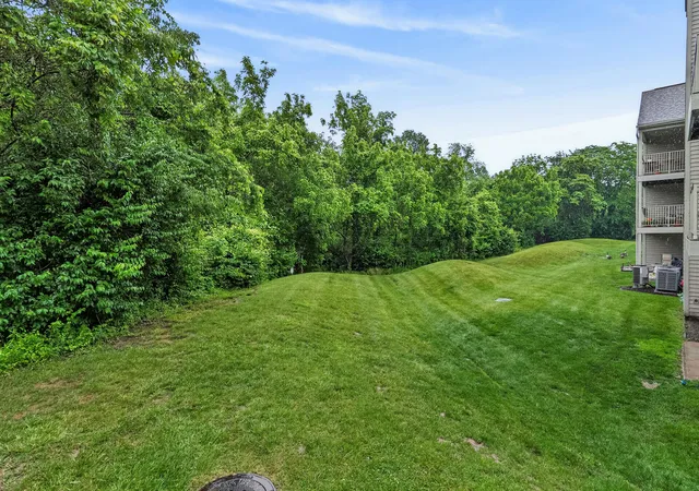 image of 1604 Ashley Ct, Florence, KY 41042