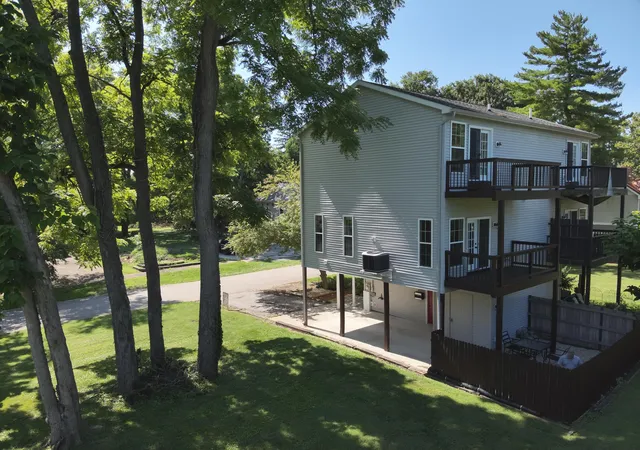 Photo 1 of Single family home for sale at 111 Parkview St, Augusta, KY 41002 | MLS# 645229 | Listing updated on 2026-07-31
