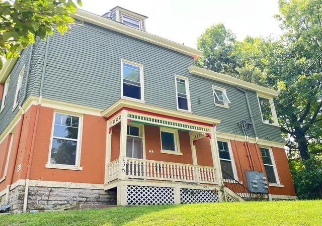 2nd image of 136 E 25th St, Covington, KY 41014 | MLS# 645277