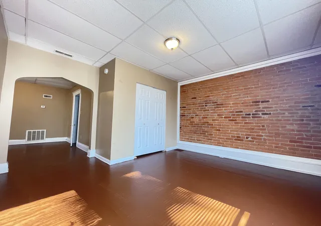 5th image of 3702 Huntington Avenue, Latonia, KY 41015 | MLS# 645417
