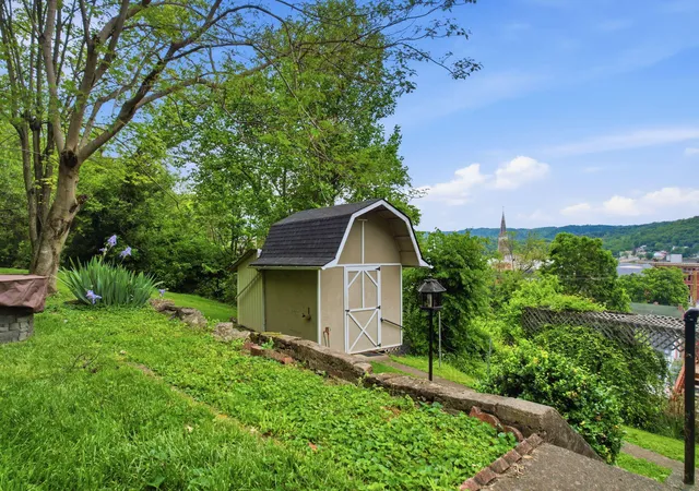 Photo 3 of Single family home for sale at 19 E 6th Street, Maysville, KY 41056 | MLS# 645527 | Listing updated on 2026-09-13