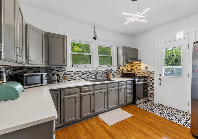 Photo 3 of Multi family home for sale at 3009 Decoursey Ave, Covington, KY 41015 | MLS# 645320 | Listing updated on 2026-10-02