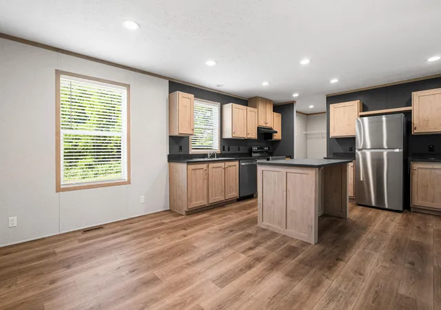Photo 3 of Single family home for sale at 100 Parts Ln, Dry Ridge, KY 41035 | MLS# 645314 | Listing updated on 2026-08-26