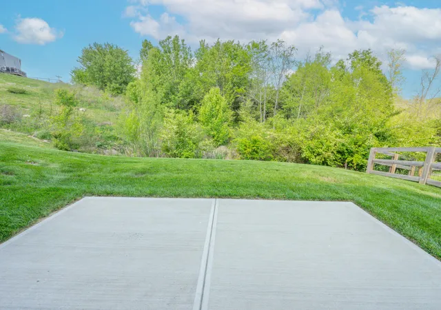 Photo 3 of Single family home for sale at 9964 Meadow Glen Dr, Independence, KY 41051 | MLS# 645307 | Listing updated on 2026-10-06