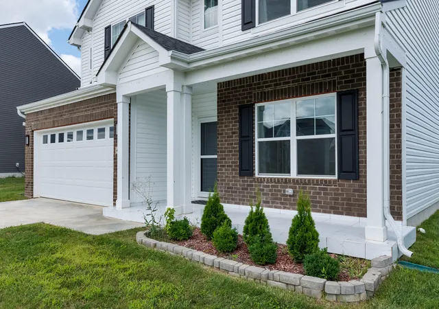 Photo 2 of Single family home for sale at 4266 Tingle Dr, Shelbyville, KY 40065 | MLS# 645342 | Listing updated on 2026-09-09