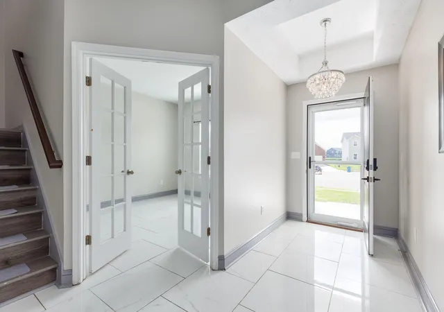Photo 3 of Single family home for sale at 4266 Tingle Dr, Shelbyville, KY 40065 | MLS# 645342 | Listing updated on 2026-09-09