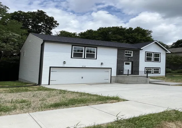 2nd image of 11080 South Dr, Union, KY 41091 | MLS# 645370